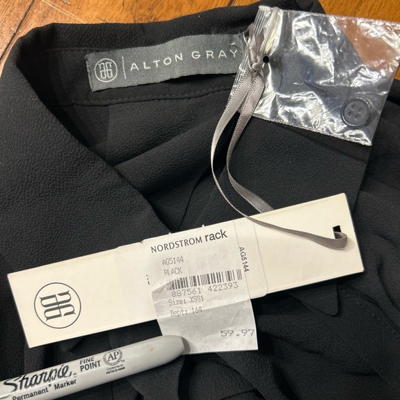 *NWT* Alton Gray Black Button Down Collar Blouse, Sz XS, Cape Detail Top, Shirt - Picture 8 of 11